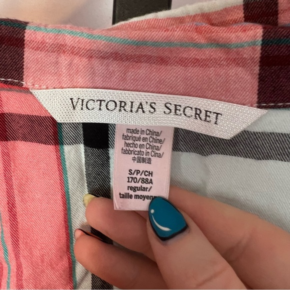 Victoria’s Secret Plaid Two Piece Pajama Set, size Small - Picture 3 of 9